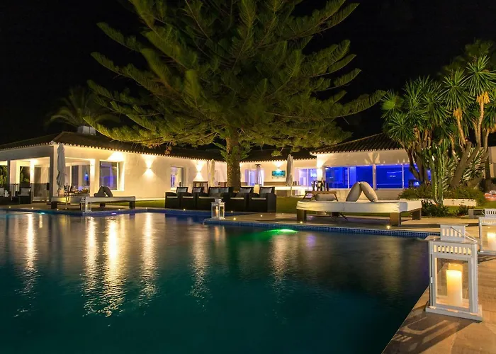 Issabella * Marbella