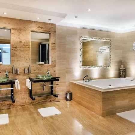 Issabella Villa Marbella