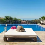 Villa Issabella *