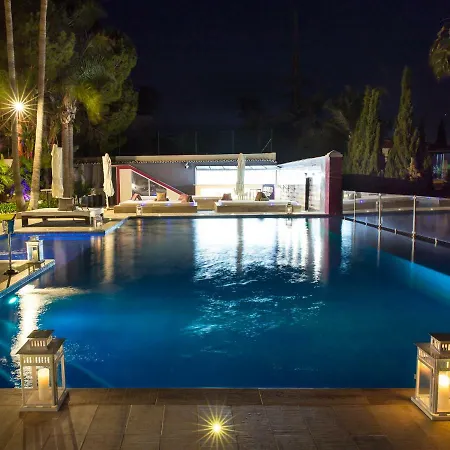 Issabella * Marbella